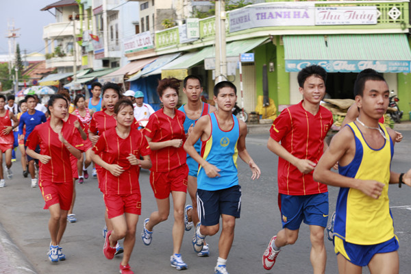 Trước giờ khai mạc