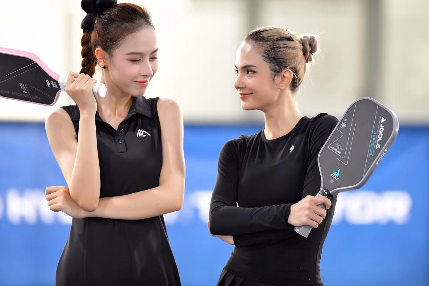 Á hậu Ngọc Hằng và Emma Lê ‘bắt cặp’ chinh phục Giải Pickleball Việt Nam. Á hậu Ngọc Hằng và Emma Lê ‘bắt cặp’ chinh phục Giải Pickleball Việt Nam.