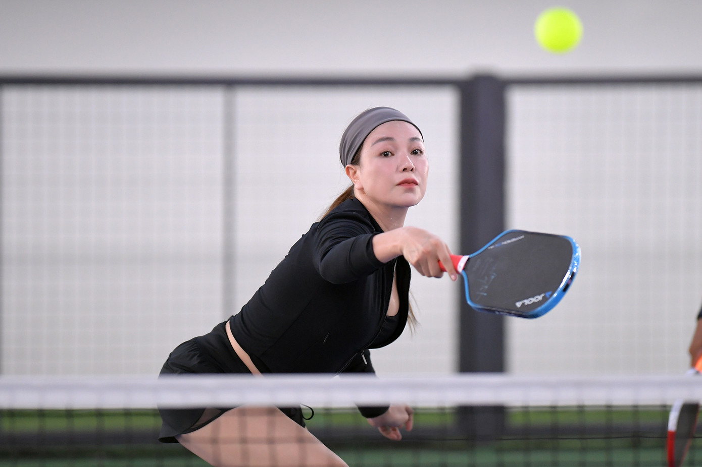 Người mẫu Trà Ngọc Hằng.