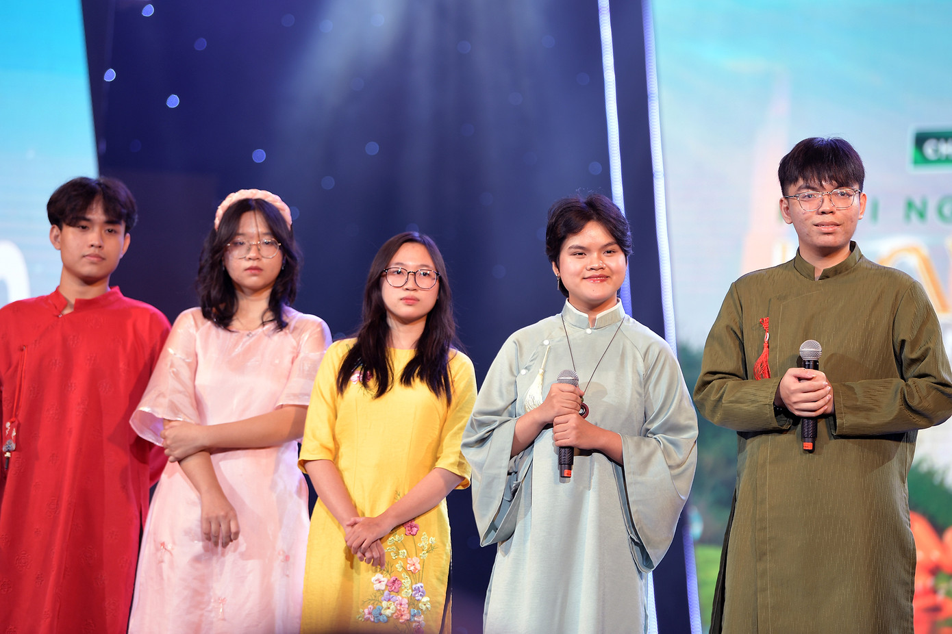 Các đội lọt vào vòng Chung kết cuộc thi.