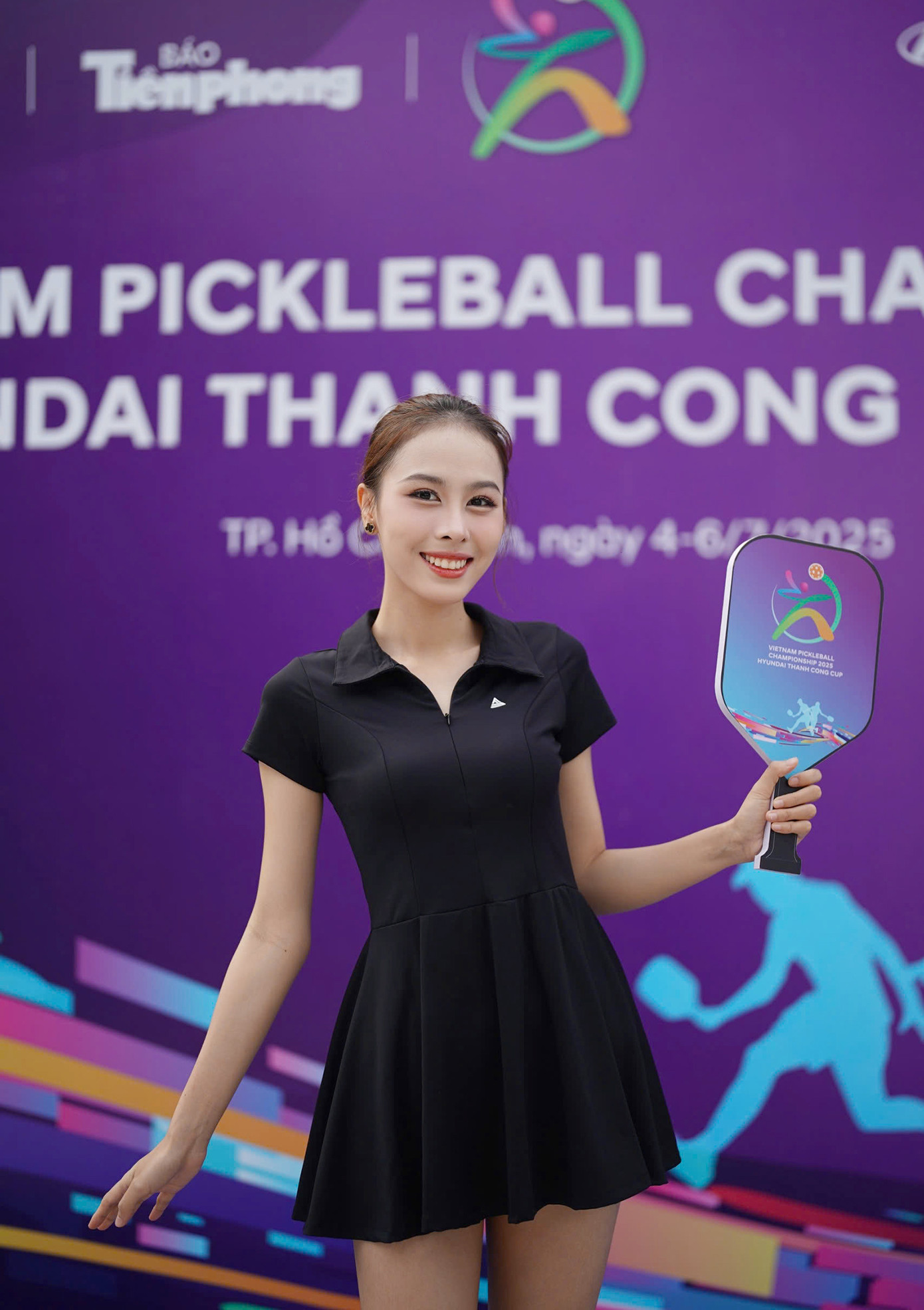 Á hậu Lê Nguyễn Ngọc Hằng tham gia giải đấu với nội dung phong trào. Á hậu Lê Nguyễn Ngọc Hằng tham gia giải đấu với nội dung phong trào.