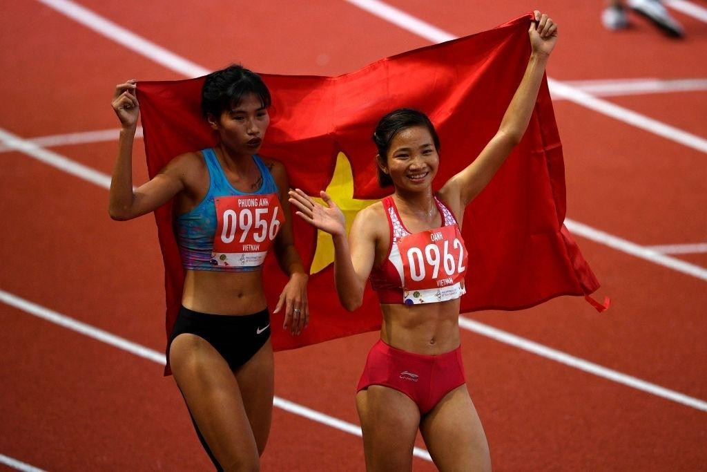 Ngôi sao điền kinh Nguyễn Thị Oanh sẽ bảo vệ kỳ tích giành 3 HCV SEA Games 30 nội dung 1.500m, 5.000m và 3.000m vượt chướng ngại vật khi đại hội được tổ chức trên sân nhà Ngôi sao điền kinh Nguyễn Thị Oanh sẽ bảo vệ kỳ tích giành 3 HCV SEA Games 30 nội dung 1.500m, 5.000m và 3.000m vượt chướng ngại vật khi đại hội được tổ chức trên sân nhà