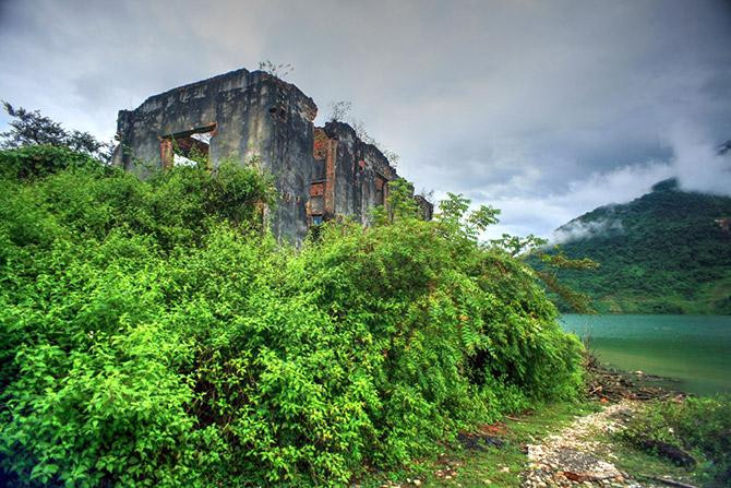 Dinh thự Đèo Văn Long