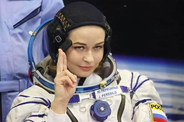 Diễn viên Yulia Peresild trước lúc bay lên vũ trụ