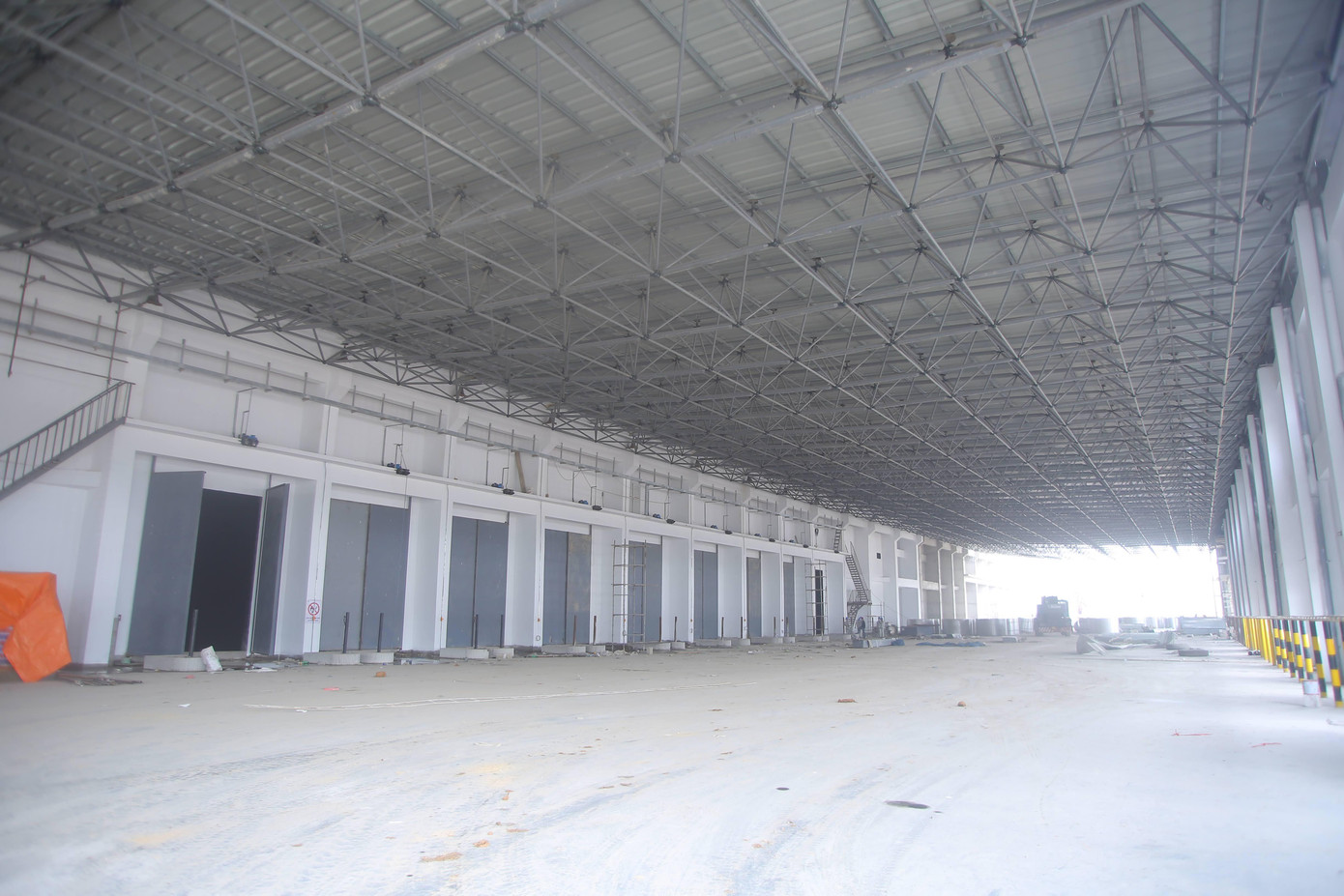 Hệ thống lò đốt rác đang hoàn thiện những khâu cuối cùng