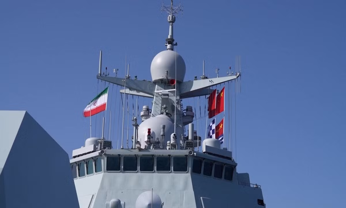 Tàu chiến Trung Quốc ở ngoài khơi Iran. (Ảnh: Hoàn cầu Thời báo)