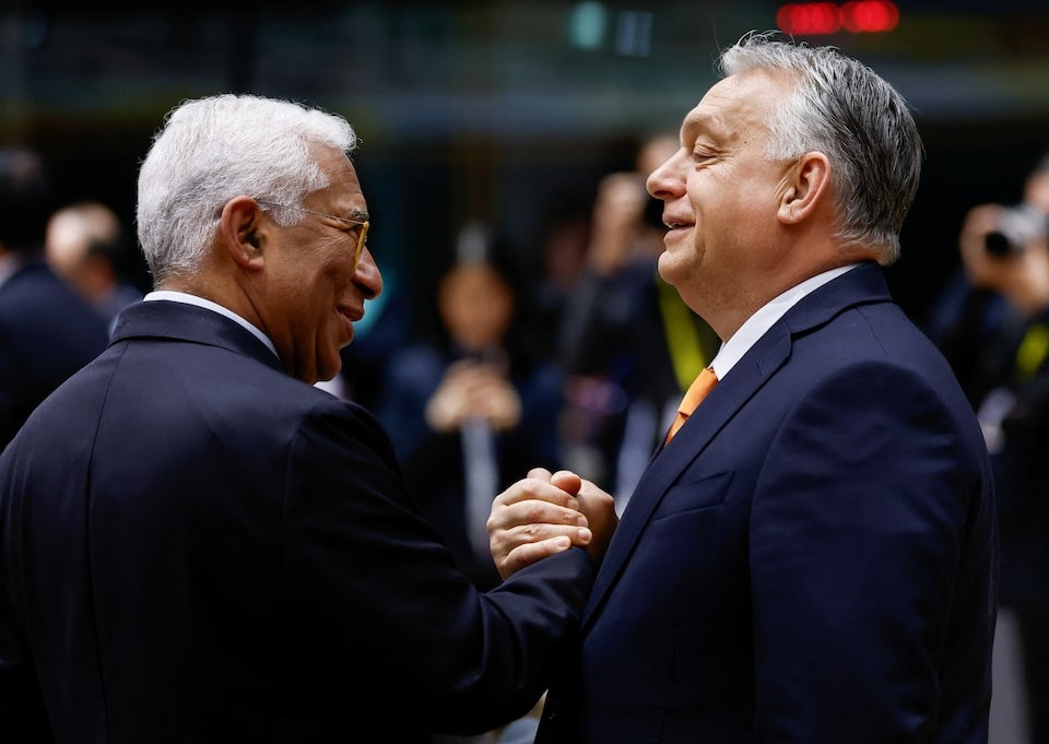 Chủ tịch Hội đồng Châu Âu Antonio Costa (trái) và Thủ tướng Hungary Viktor Orban. (Ảnh: Reuters) Chủ tịch Hội đồng Châu Âu Antonio Costa (trái) và Thủ tướng Hungary Viktor Orban. (Ảnh: Reuters)