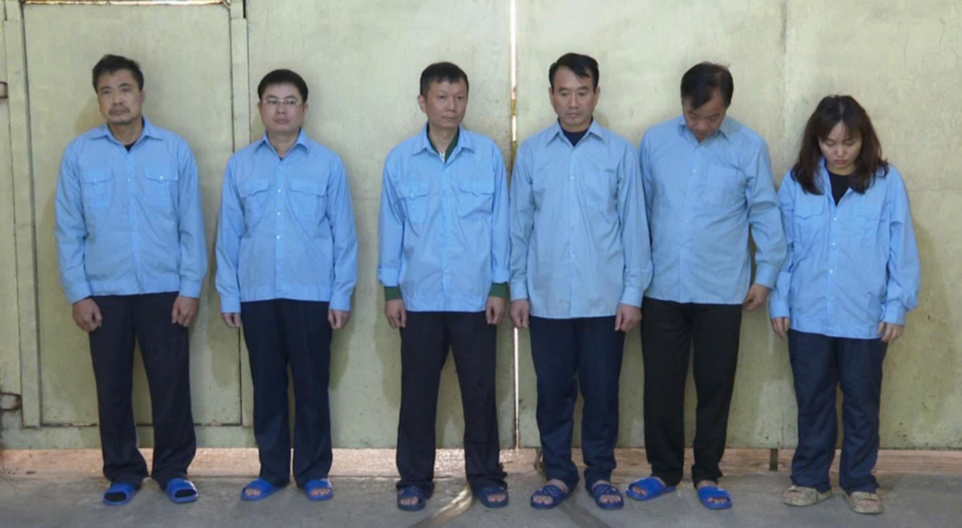 Các đối tượng Sự, Quân, Diêm, Tùng, Nhã, Thuỷ (từ trái qua phải). Các đối tượng Sự, Quân, Diêm, Tùng, Nhã, Thuỷ (từ trái qua phải).