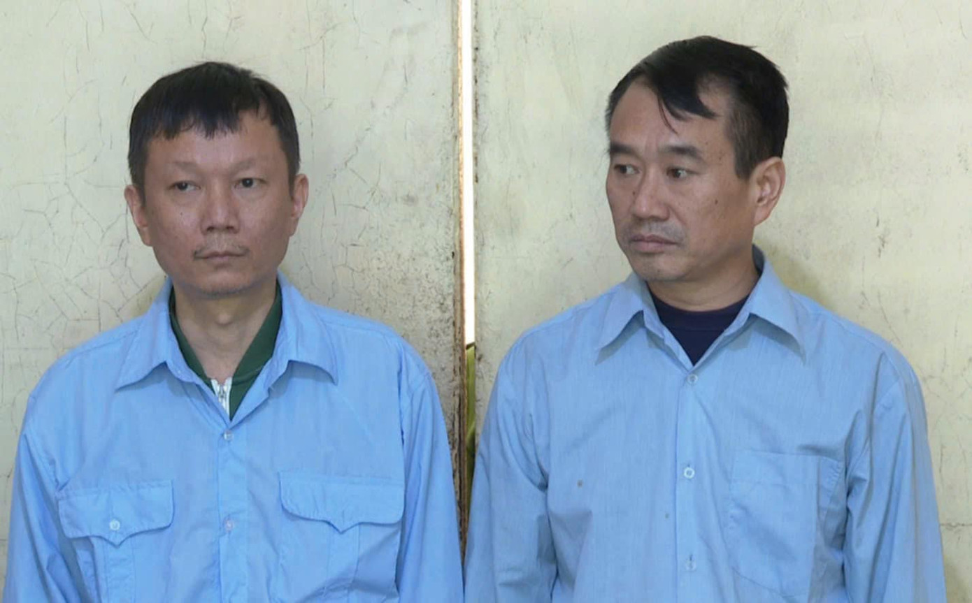 Bị can Nguyễn Vũ Diêm (trái) và Đặng Thanh Tùng. Bị can Nguyễn Vũ Diêm (trái) và Đặng Thanh Tùng.