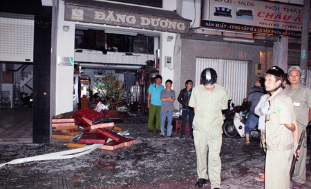 Nhà bốc cháy, khách đến chúc Tết gặp nạn ảnh 3