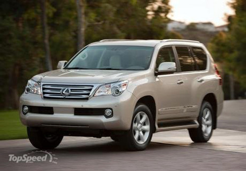 Lexus GX mang mác xe sang trọng nhưng cũng sẵn sàng off-road.