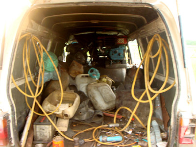 “Nội thất” một chiếc xe vá vỏ di động