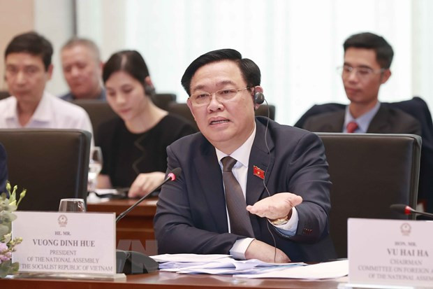 Chủ tịch Quốc hội Vương Đình Huệ phát biểu tại buổi tiếp. (Ảnh: Doãn Tấn/TTXVN) Chủ tịch Quốc hội Vương Đình Huệ phát biểu tại buổi tiếp. (Ảnh: Doãn Tấn/TTXVN)