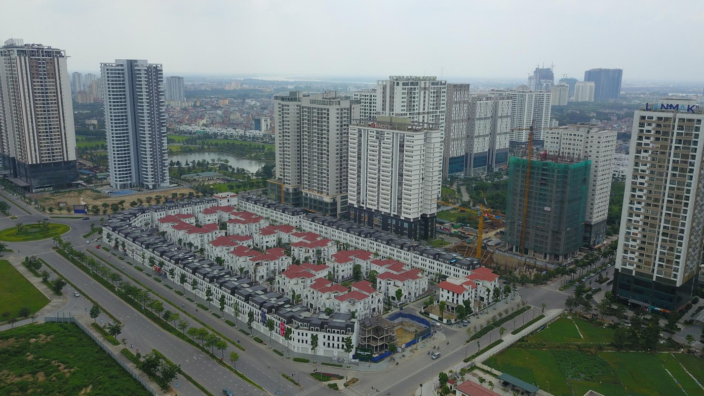 Kiểm toán chỉ ra nhiều dự án của Hancrop chậm triển khai như: Dự án Khu đô thị mới Cao Xanh - Hà Khánh B chậm 10 năm, Dự án N01 - T8 chậm 06 năm, Dự án Khu biệt thự chậm 03 năm, Dự án N04.A chậm 02 năm. Kiểm toán chỉ ra nhiều dự án của Hancrop chậm triển khai như: Dự án Khu đô thị mới Cao Xanh - Hà Khánh B chậm 10 năm, Dự án N01 - T8 chậm 06 năm, Dự án Khu biệt thự chậm 03 năm, Dự án N04.A chậm 02 năm.