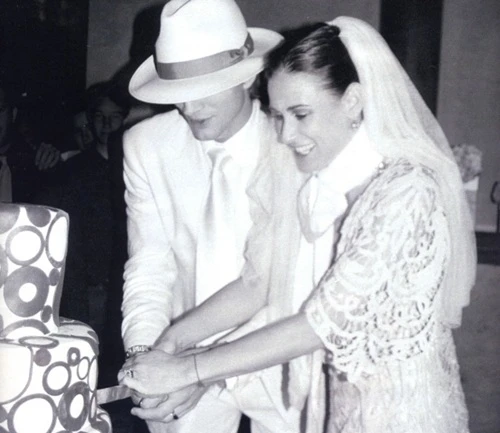 Demi và chồng trẻ làm đám cưới hồi năm 2005