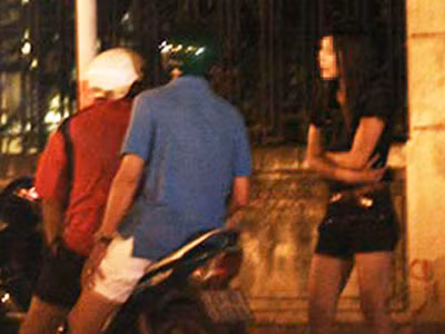 Người mua dâm sẽ bị phạt từ 500.000 đến 1 triệu đồng