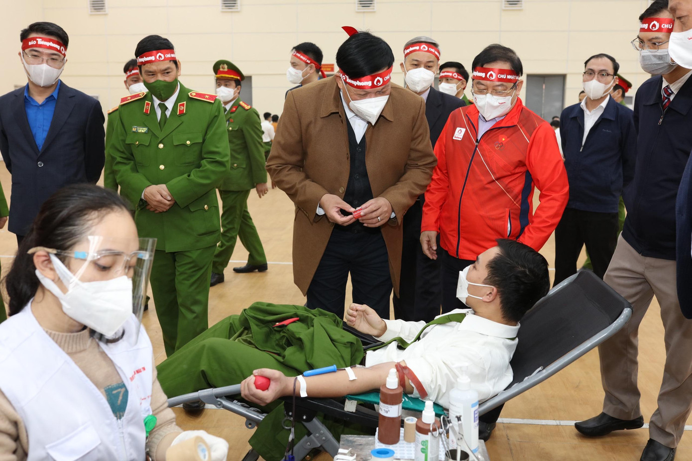 Chủ nhật Đỏ lần thứ XIV chính thức khai hội ảnh 104 Chủ nhật Đỏ lần thứ XIV chính thức khai hội ảnh 104