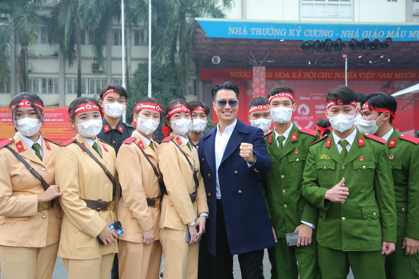 Chủ nhật Đỏ lần thứ XIV chính thức khai hội ảnh 98 Chủ nhật Đỏ lần thứ XIV chính thức khai hội ảnh 98