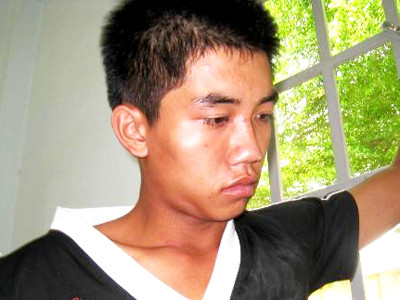 Đối tượng Nguyễn Thanh Hùng khi bị bắt giữ