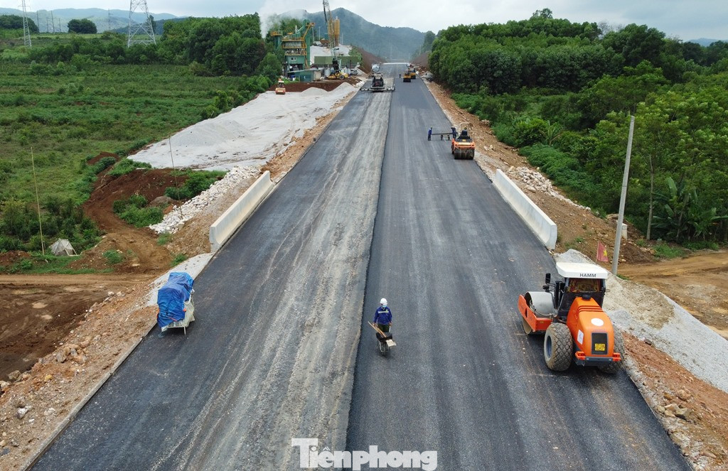 Dự án thành phần cao tốc Bắc Nam đoạn QL45 - Nghi Sơn được khởi công 1/7/2021 và có tiến độ hoàn thành vào tháng 8/2023. Hiện kế hoạch này đang được chủ đầu tư là Ban Quản lý dự án (QLDA) 2, Bộ GTGT đáp ứng tiến độ.