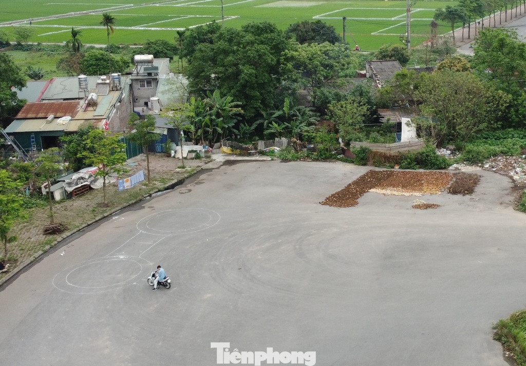 Nhiều tuyến phố bị cụt đường kết nối, vắng xe qua lại đã được đặt tên để thành phố Hà Nội quản lý, trong đó có các tuyến phố như phố Mai Chí Thọ, phố Sài Đồng, phố Đoàn Khê, phố Vạn Hạnh...