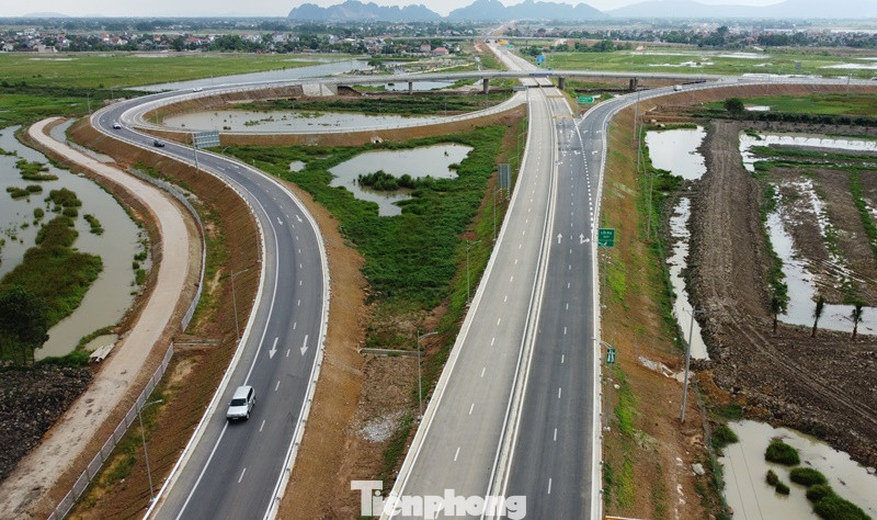 Có mục tiêu hoàn thiện cao tốc Bắc Nam qua Thanh Hóa, nối liền các dự án cao tốc đã xây dựng đoạn Hà Nội - Ninh Bình với các dự án cao tốc đoạn Thanh Hóa - Nghệ An, nhưng đến nay cao tốc Mai Sơn - QL45 vẫn bị đứt đoạn bởi gần 10 km cuối tuyến thi công chưa xong.