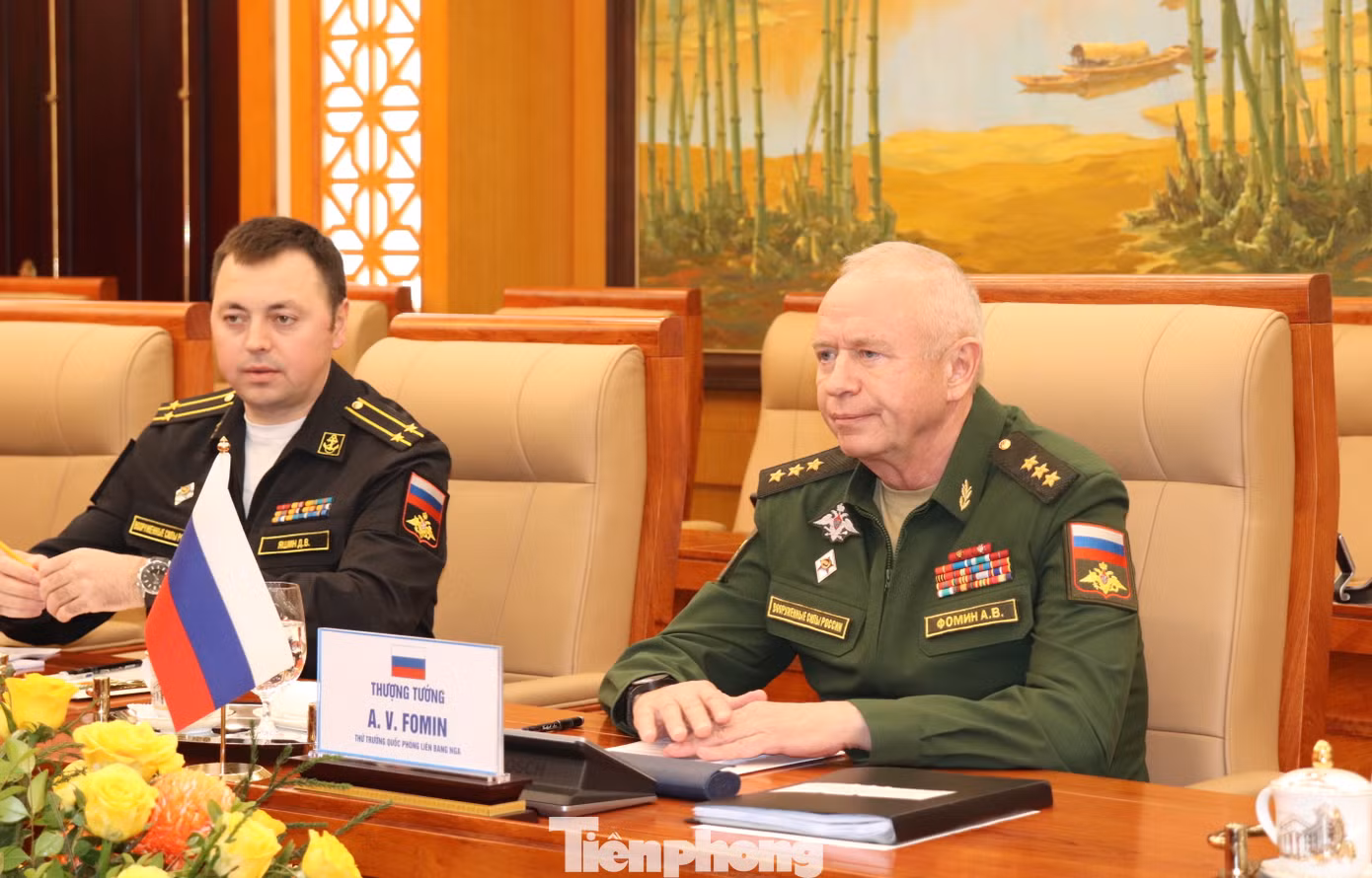 Thứ trưởng Bộ Quốc phòng hai nước chủ trì đối thoại.