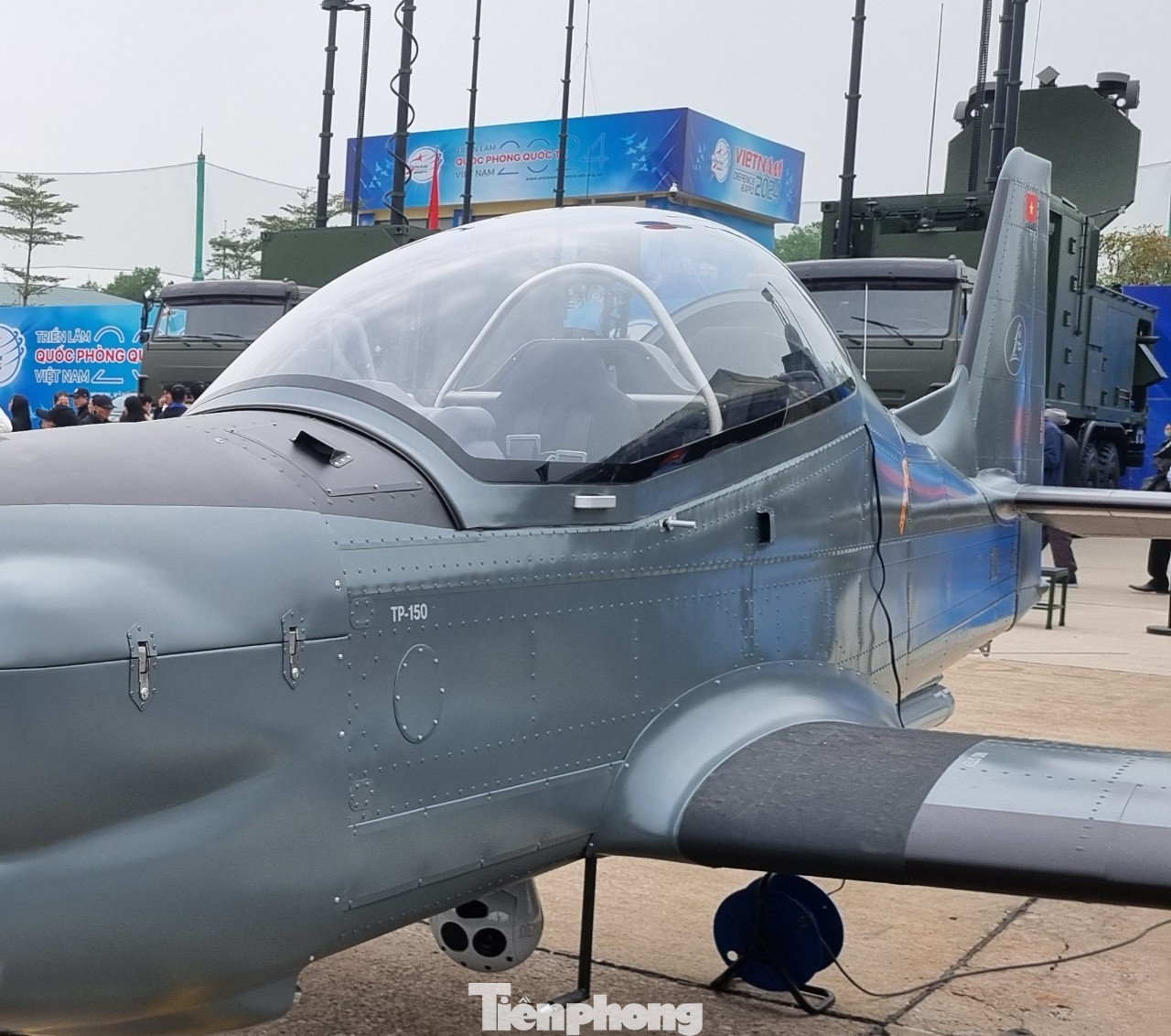 Máy bay TP - 150 do Việt Nam hợp tác với Italia sản xuất.