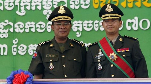 Thủ tướng Campuchia Hun Sen và con trai Hun Manet. Ảnh: Bangkok Post. Thủ tướng Campuchia Hun Sen và con trai Hun Manet. Ảnh: Bangkok Post.