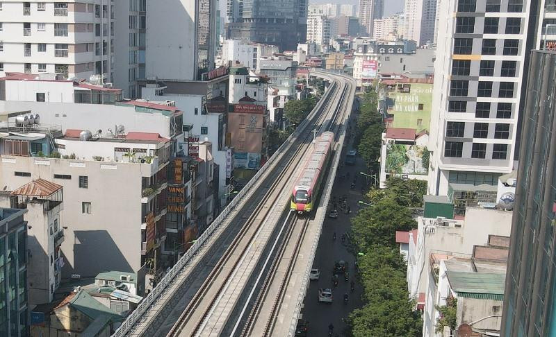 Hành trình điểm đến là ga S8 (Nhổn - Cầu Giấy) với quãng đường khoảng 8,5 km. Hành trình điểm đến là ga S8 (Nhổn - Cầu Giấy) với quãng đường khoảng 8,5 km.