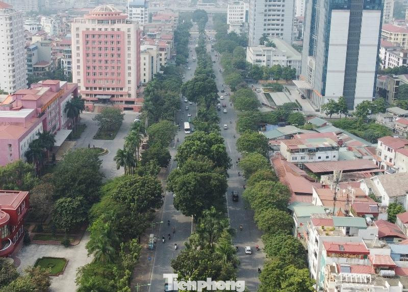 Sau khi triển khai trong tháng 12, dự án sẽ tranh thủ thời gian lưu lượng giảm trong dịp Tết Nguyên đán và đầu năm 2022 để thi công trong 90 ngày. Sau khi triển khai trong tháng 12, dự án sẽ tranh thủ thời gian lưu lượng giảm trong dịp Tết Nguyên đán và đầu năm 2022 để thi công trong 90 ngày.