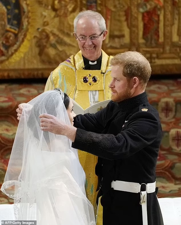 Tổng Giám mục Canterbury Justin Welby được Vua Charles yêu cầu làm người hòa giải với Harry - Meghan. Ảnh: Getty Images. Tổng Giám mục Canterbury Justin Welby được Vua Charles yêu cầu làm người hòa giải với Harry - Meghan. Ảnh: Getty Images.