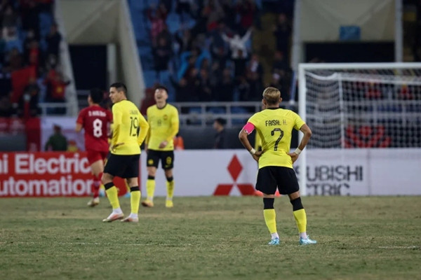 Cầu thủ ĐT Malaysia thất vọng sau trận thua. Ảnh: Bernama. Cầu thủ ĐT Malaysia thất vọng sau trận thua. Ảnh: Bernama.