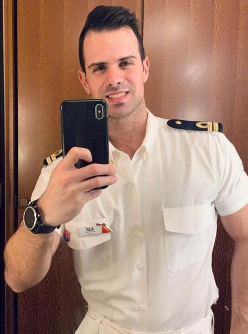 Một người tự xưng tên là Marcus và gửi ảnh cho Nicole. Ảnh: Instagram.