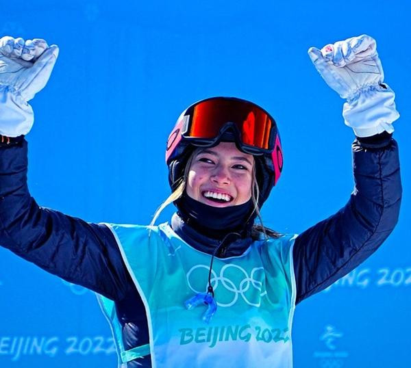 VĐV Cốc Ái Linh. Ảnh: NBC Olympics. VĐV Cốc Ái Linh. Ảnh: NBC Olympics.