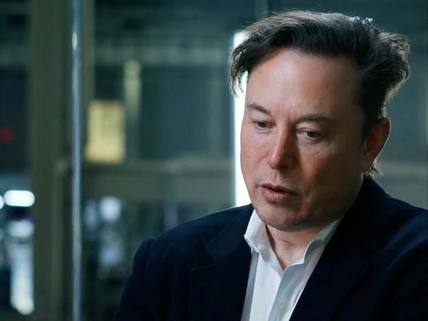 Elon Musk trong cuộc phỏng vấn mới nhất, thừa nhận rằng mình không có nhà. Ảnh: Independent. Elon Musk trong cuộc phỏng vấn mới nhất, thừa nhận rằng mình không có nhà. Ảnh: Independent.