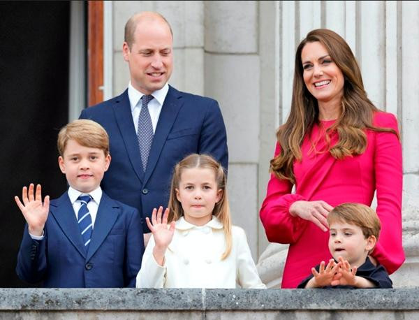 Gia đình Cambridge trong Đại lễ Bạch Kim của Nữ hoàng. Ảnh: Max Mumby/ Indigo/ Getty Images.