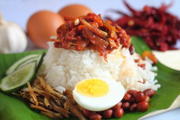 Món Nasi Lemak. Ảnh: Happy Fresh. Món Nasi Lemak. Ảnh: Happy Fresh.