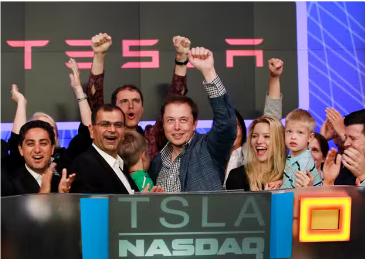 Musk đang rất thành công trong sự nghiệp, nhưng các mối quan hệ cá nhân thì có vẻ không được như thế. Ảnh: Reuters. Musk đang rất thành công trong sự nghiệp, nhưng các mối quan hệ cá nhân thì có vẻ không được như thế. Ảnh: Reuters.