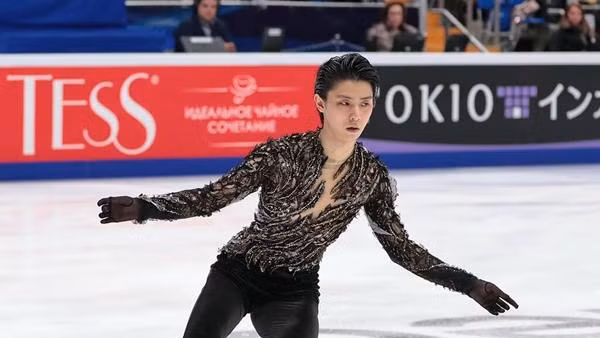 "Hoàng tử băng" Yuzuru Hanyu ở Moscow (Nga). Ảnh: Bukharev Oleg/ Shutterstock. "Hoàng tử băng" Yuzuru Hanyu ở Moscow (Nga). Ảnh: Bukharev Oleg/ Shutterstock.