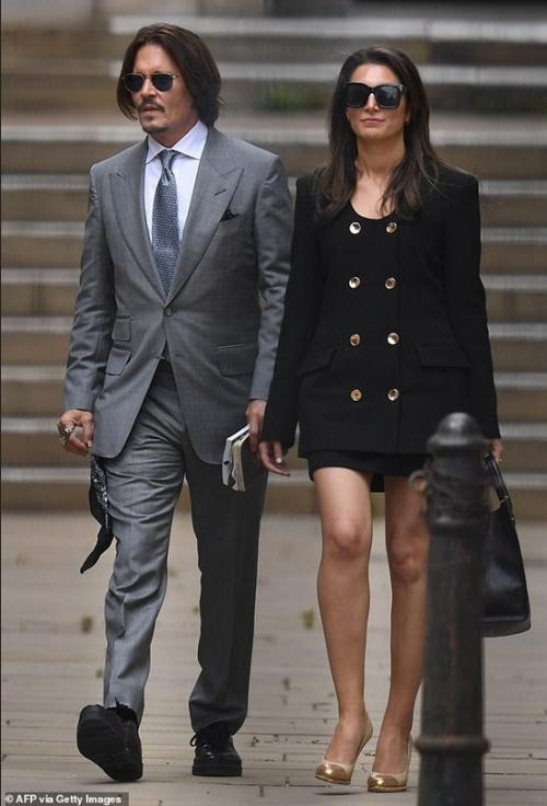 Depp và Rich hồi năm 2020, khi Depp kiện tờ The Sun. Ảnh: AFP via Getty. Depp và Rich hồi năm 2020, khi Depp kiện tờ The Sun. Ảnh: AFP via Getty.