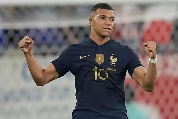 Chắc chắn Mbappe sẽ còn bay cao. Ảnh: Marca.