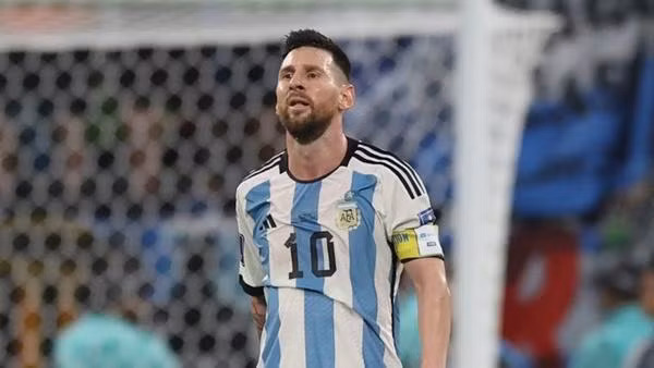 Messi mà bị căng cơ là đội tuyển Argentina cũng rất "căng". Ảnh: Getty.