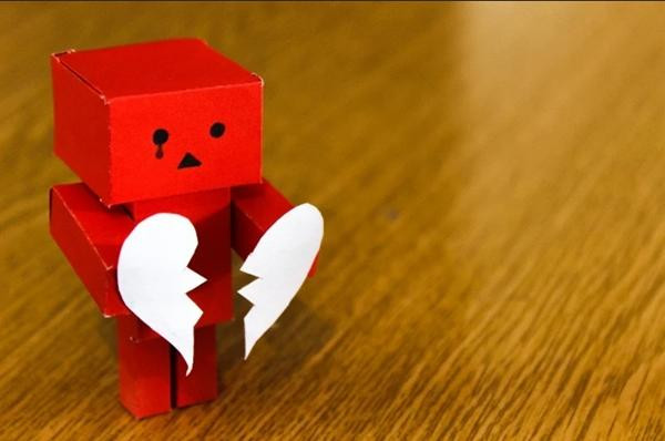 Hy vọng cô gái nào nhận được email chia tay của anh chàng nói trên sẽ mau chóng vượt qua. Ảnh minh họa: Evenbound.