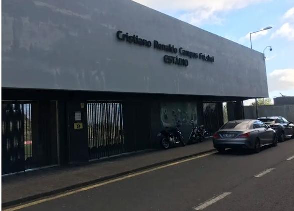 Khu phức hợp tập luyện của CLB cũ được đặt tên là Cristiano Ronaldo. Ảnh: Barnaby Lane/ Insider.