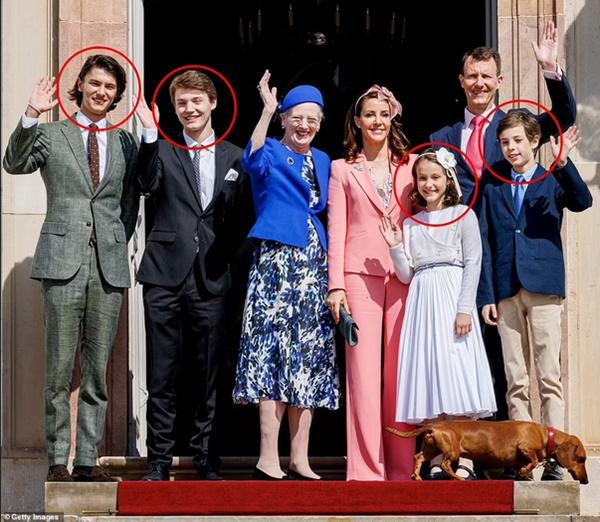 4 người cháu sẽ không còn tước vị Hoàng tử, Công chúa. Ảnh: Getty.