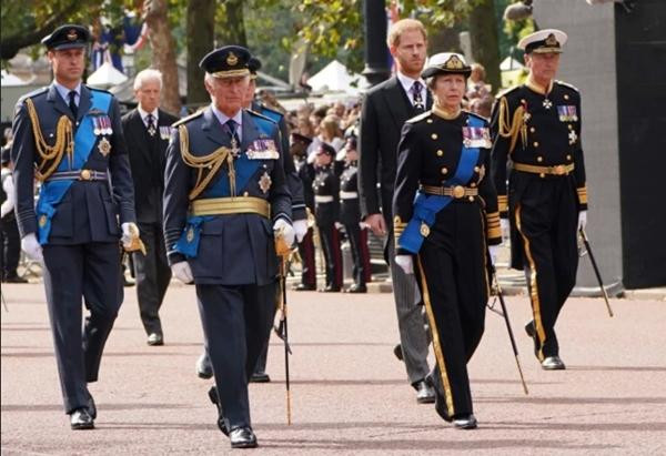 Sẽ có rất nhiều việc cần làm để chuẩn bị cho lễ đăng quang của Vua Charles III. Ảnh: Getty.