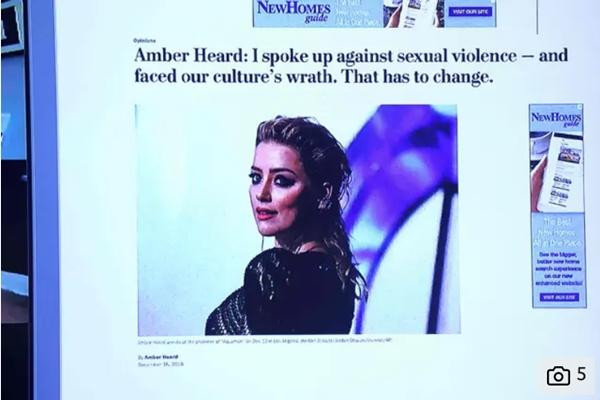 Bài viết của Heard được dùng làm bằng chứng khi Depp kiện cô tội phỉ báng. Ảnh: POOL/ AFP via Getty Images.