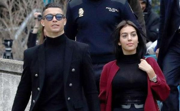 Ronaldo - Georgina là cặp đôi nổi tiếng nhất trong thế giới bóng đá. Ảnh: AFP. Ronaldo - Georgina là cặp đôi nổi tiếng nhất trong thế giới bóng đá. Ảnh: AFP.