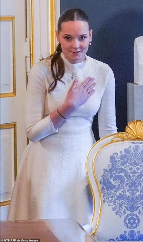 Công chúa Ingrid trong buổi họp mặt nhân sinh nhật 18 tuổi. Ảnh: NTB/ AFP via Getty Images.